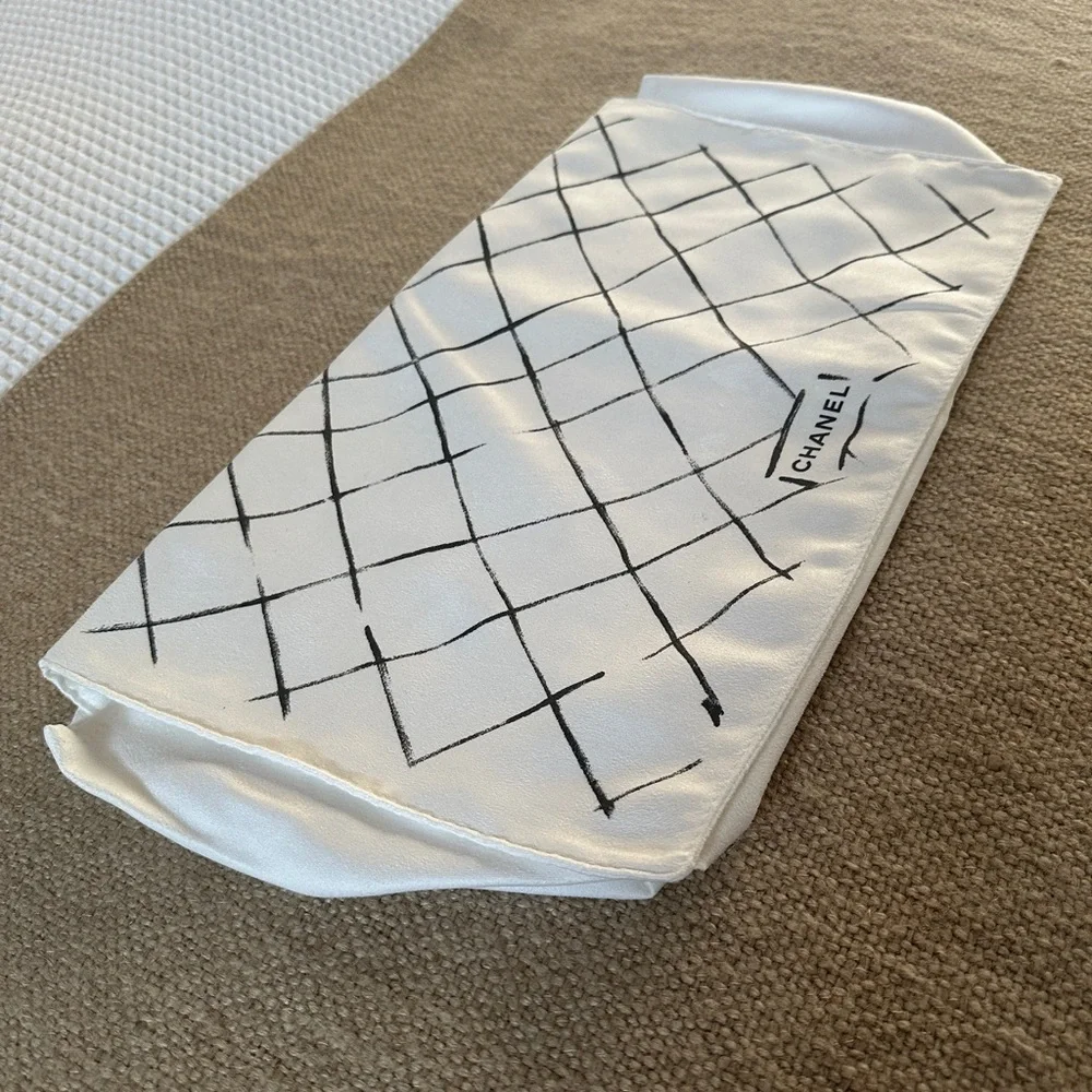 NWT Authentic Chanel Karl Lagerfeld ICOT3 Dust Bag - Picture 3 of 10